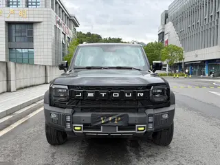 Jetour T2 2023 1.5TD Two-wheel drive Discover PRO exterior photo 2
