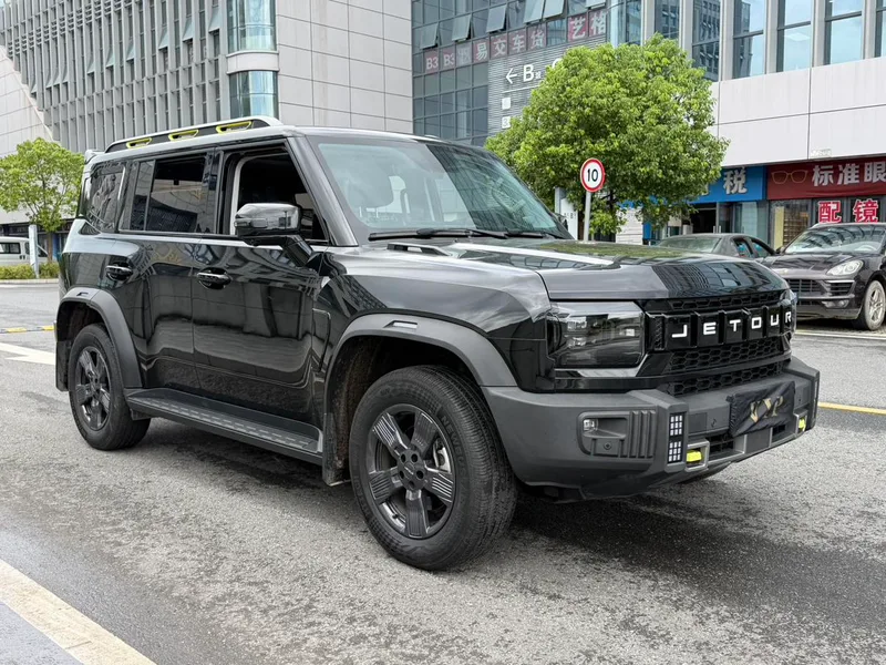 Jetour T2 2023 1.5TD Two-wheel drive Discover PRO exterior photo 3