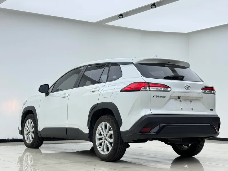 Toyota Frontlander 2022 2.0L CVT Elite Edition interior photo 10