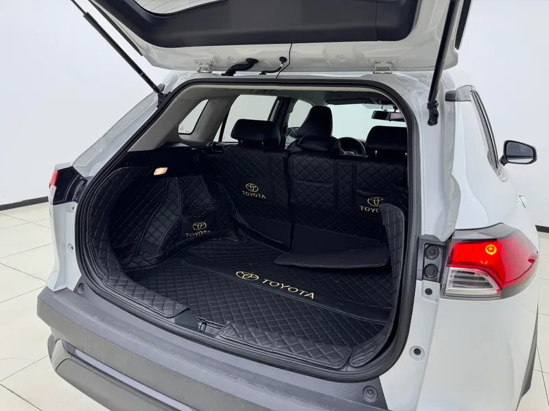 Toyota Frontlander 2022 2.0L CVT Elite Edition interior photo 11