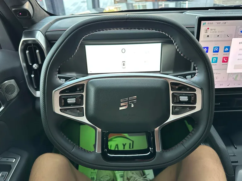Jetour T2 2024 2.0TD Four-wheel drive Time travel PRO+ Entertainment Edition interior photo 13