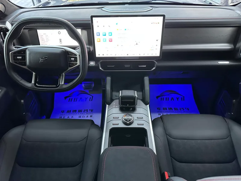 Jetour T2 2024 2.0TD Four-wheel drive Time travel PRO+ Entertainment Edition interior photo 17