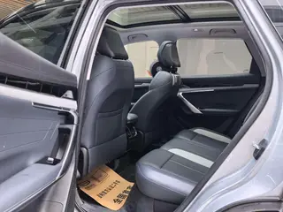Geely Boyue L 2024 1.5TD DCT Premium Edition interior photo 12