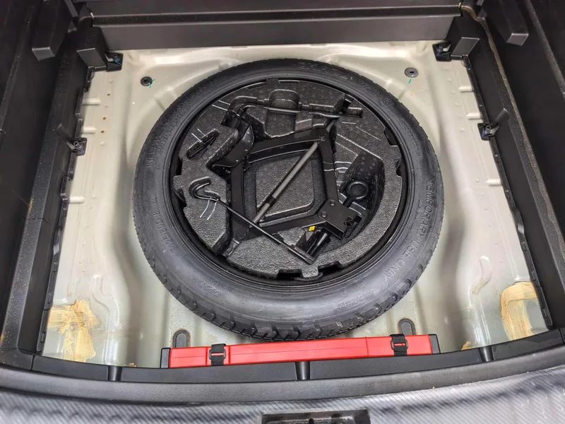 Geely Boyue L 2024 1.5TD DCT Premium Edition interior photo 15