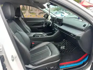 Hyundai Sonata 2024 1.5T Pro interior photo 11 Hyundai Sonata 2024 1.5T Pro interior photo 11
