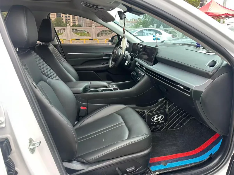 Hyundai Sonata 2024 1.5T Pro interior photo 11 Hyundai Sonata 2024 1.5T Pro interior photo 11