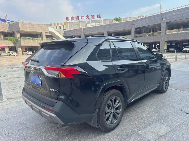 Toyota Camry 2019 2.0G Edición de lujo País VI exterior foto 6 Toyota Camry 2019 2.0G Edición de lujo País VI exterior foto 6