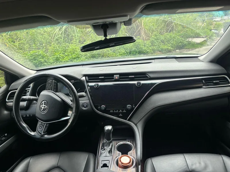 Toyota Camry 2019 2.0G Edición de lujo País VI interior foto 11 Toyota Camry 2019 2.0G Edición de lujo País VI interior foto 11