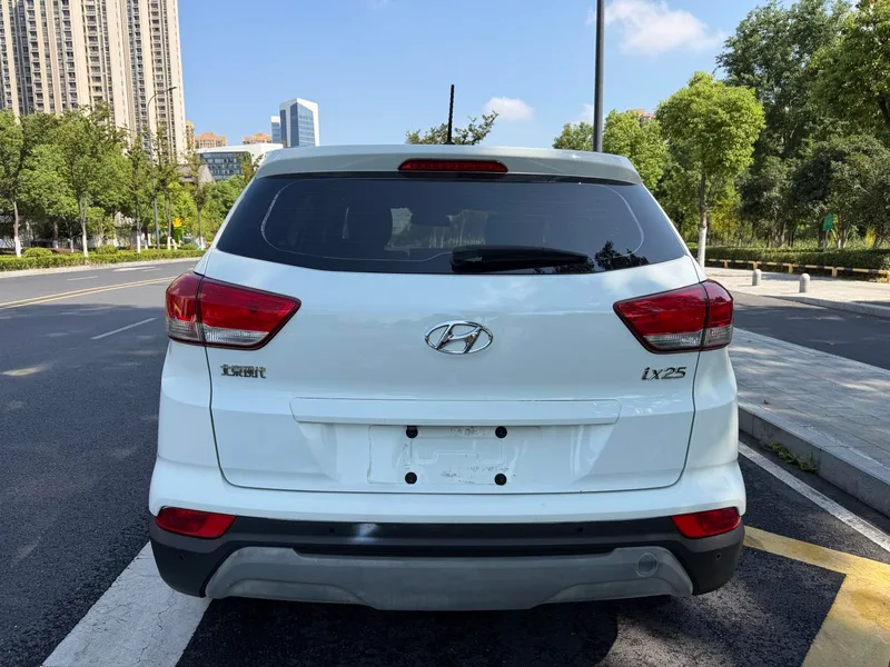 Hyundai ix25 2019 1.6L Modèle commémoratif intelligent automatique extérieur photo 5