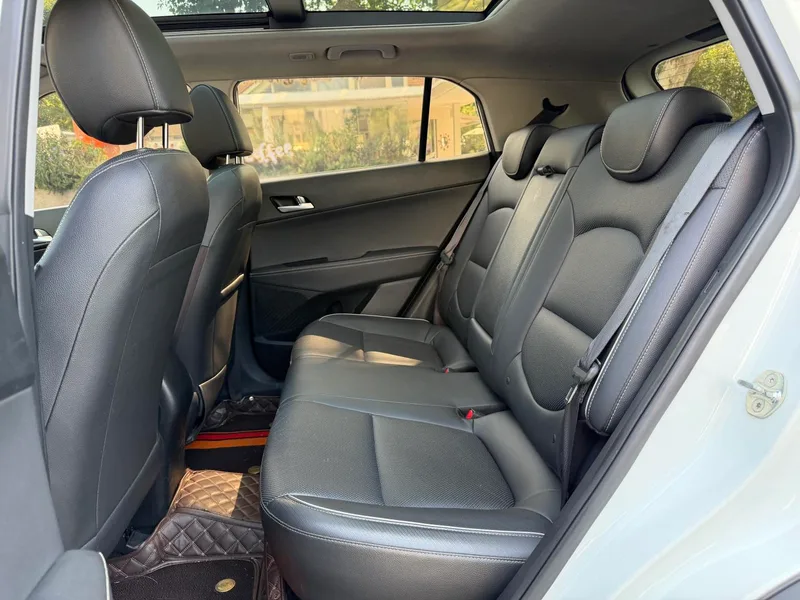 Hyundai ix25 2019 1.6L Modèle commémoratif intelligent automatique intérieur photo 13