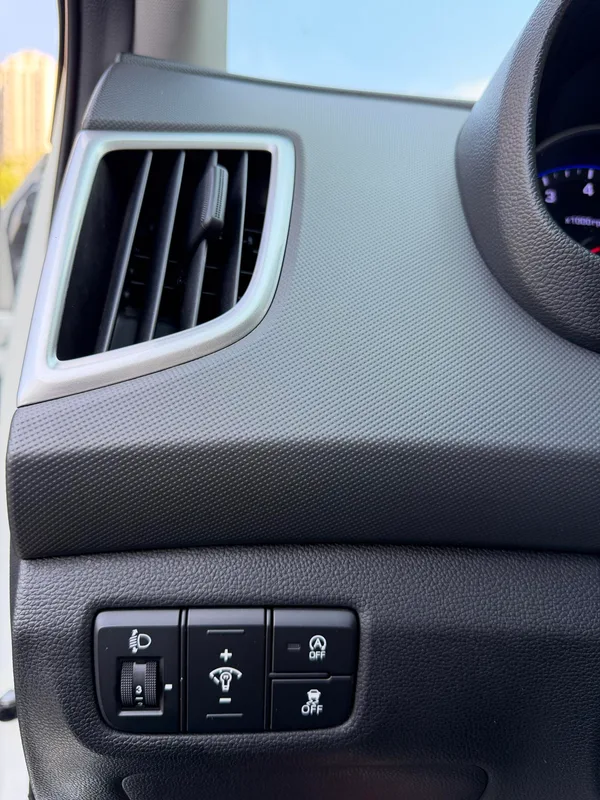 Hyundai ix25 2019 1.6L Modèle commémoratif intelligent automatique intérieur photo 20