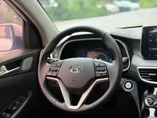 Hyundai Tucson 2020 280TGDi Dual-clutch two-drive fashion version Country VI exterior photo 4