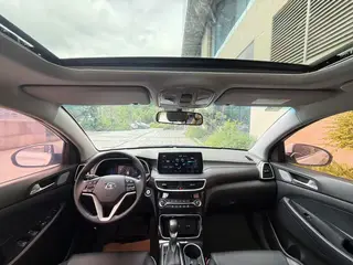 Hyundai Tucson 2020 280TGDi Dual-clutch two-drive fashion version Country VI interior photo 6