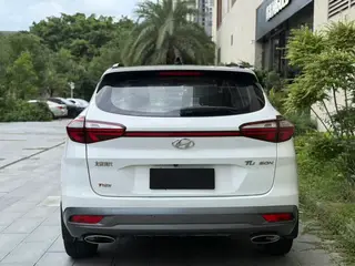 Hyundai Tucson 2020 280TGDi Dual-clutch two-drive fashion version Country VI interior photo 9