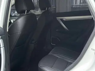 Geely Coolray 2024 1.5T DCT Longteng Edition interior photo 8