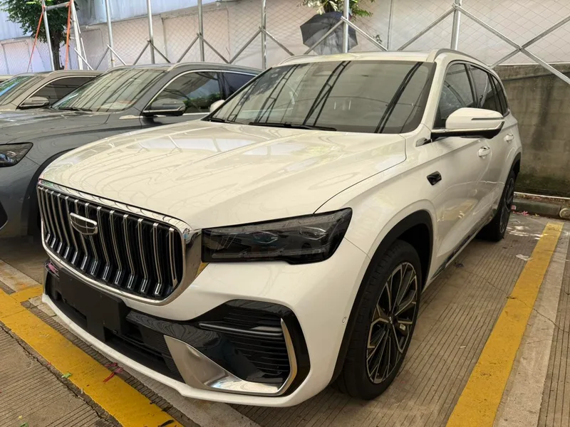 Geely Monjaro 2026 2.0TD High-power automatic four-wheel drive oriental obsidian full moon version exterior photo 1 Geely Monjaro 2026 2.0TD High-power automatic four-wheel drive oriental obsidian full moon version exterior photo 1