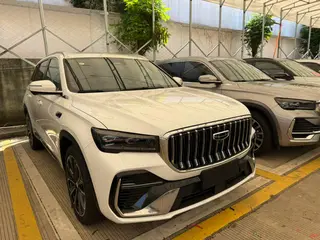 Geely Monjaro 2026 2.0TD High-power automatic four-wheel drive oriental obsidian full moon version exterior photo 3 Geely Monjaro 2026 2.0TD High-power automatic four-wheel drive oriental obsidian full moon version exterior photo 3