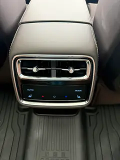 Geely Monjaro 2026 2.0TD High-power automatic four-wheel drive oriental obsidian full moon version exterior photo 6 Geely Monjaro 2026 2.0TD High-power automatic four-wheel drive oriental obsidian full moon version exterior photo 6