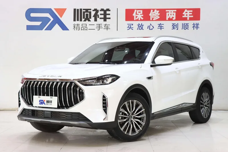 Jetour X70 PLUS 2023 2.0T DCT Strong person MAX 7 seat exterior photo 1 Jetour X70 PLUS 2023 2.0T DCT Strong person MAX 7 seat exterior photo 1