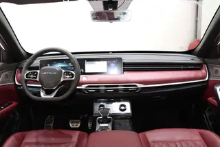 Jetour X70 PLUS 2023 2.0T DCT Strong person MAX 7 seat interior photo 12 Jetour X70 PLUS 2023 2.0T DCT Strong person MAX 7 seat interior photo 12