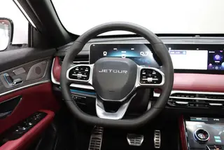 Jetour X70 PLUS 2023 2.0T DCT Strong person MAX 7 seat interior photo 13 Jetour X70 PLUS 2023 2.0T DCT Strong person MAX 7 seat interior photo 13