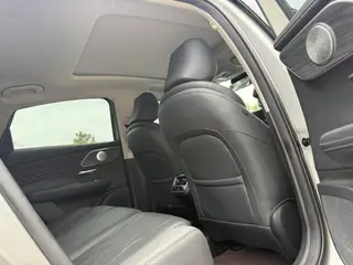 Chery Arrizo 8 PRO 2025 1.6T DCT Luxury type interior photo 14 Chery Arrizo 8 PRO 2025 1.6T DCT Luxury type interior photo 14