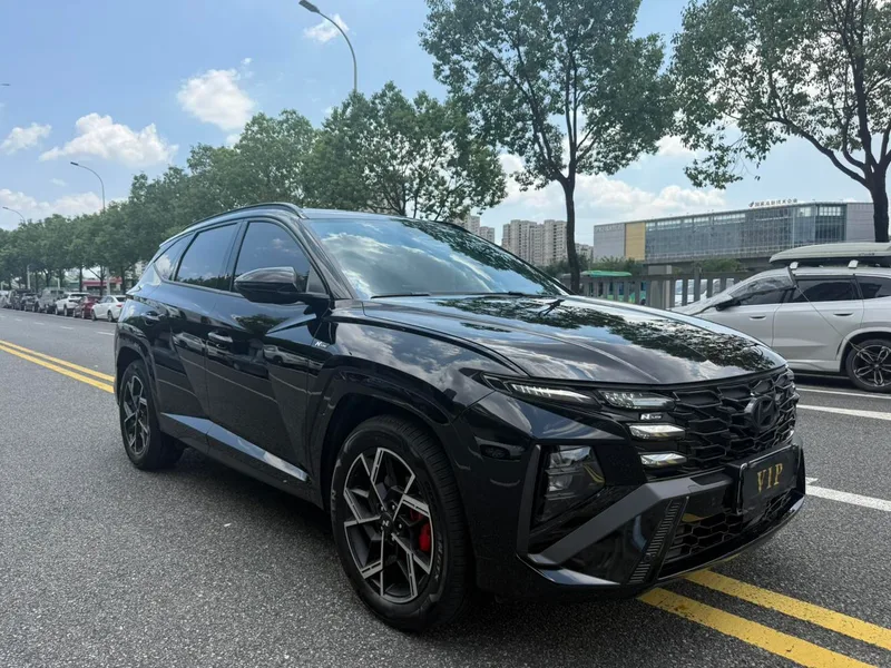 Hyundai Tucson 2025 Tucson L 1.5T GLX Versión de élite N-Line exterior foto 3 Hyundai Tucson 2025 Tucson L 1.5T GLX Versión de élite N-Line exterior foto 3