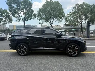 Hyundai Tucson 2025 Tucson L 1.5T GLX Versión de élite N-Line exterior foto 4 Hyundai Tucson 2025 Tucson L 1.5T GLX Versión de élite N-Line exterior foto 4