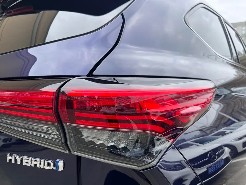 Toyota Highlander 2022 Dual Power 2.5L Four-wheel drive Premium Edition 7 seat interior photo 15 Toyota Highlander 2022 Dual Power 2.5L Four-wheel drive Premium Edition 7 seat interior photo 15