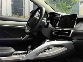 Geely Binyue PHEV 2020 ePro Higher exterior foto 4 Geely Binyue PHEV 2020 ePro Higher exterior foto 4