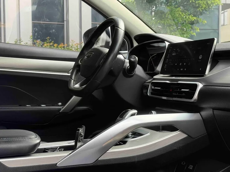 Geely Binyue PHEV 2020 ePro Higher exterior foto 4 Geely Binyue PHEV 2020 ePro Higher exterior foto 4