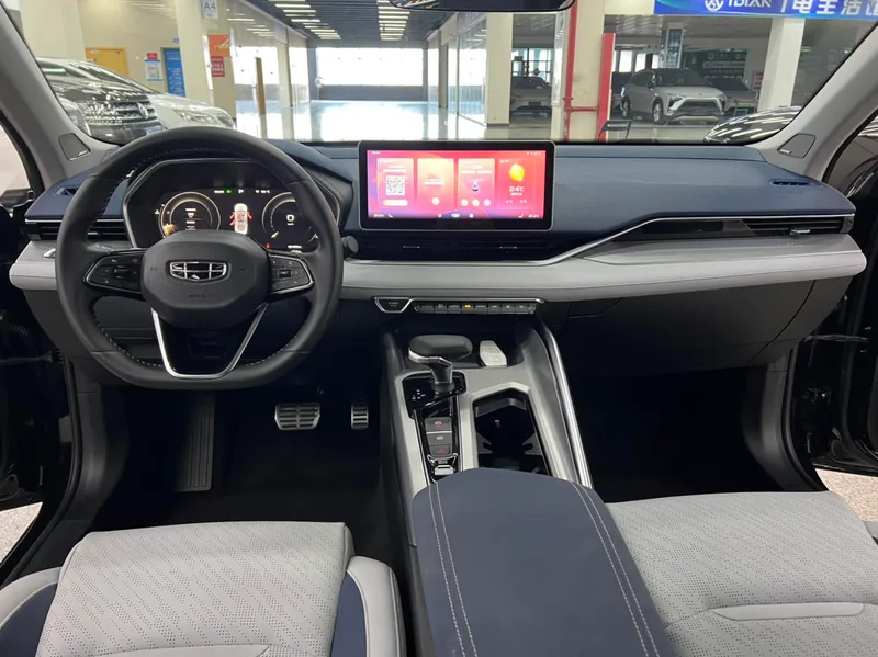 Geely Preface 2020 2.0T Flagship exterior photo 6 Geely Preface 2020 2.0T Flagship exterior photo 6