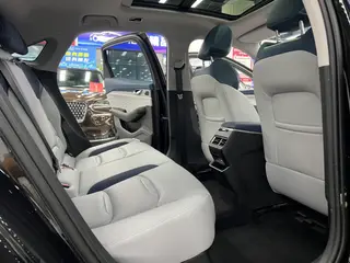 Geely Preface 2020 2.0T Flagship interior photo 8 Geely Preface 2020 2.0T Flagship interior photo 8