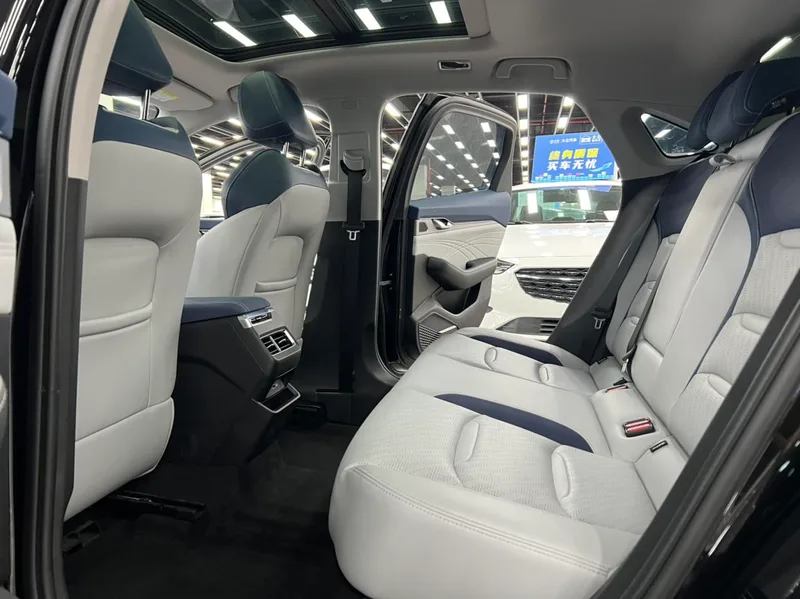 Geely Preface 2020 2.0T Flagship interior photo 9 Geely Preface 2020 2.0T Flagship interior photo 9