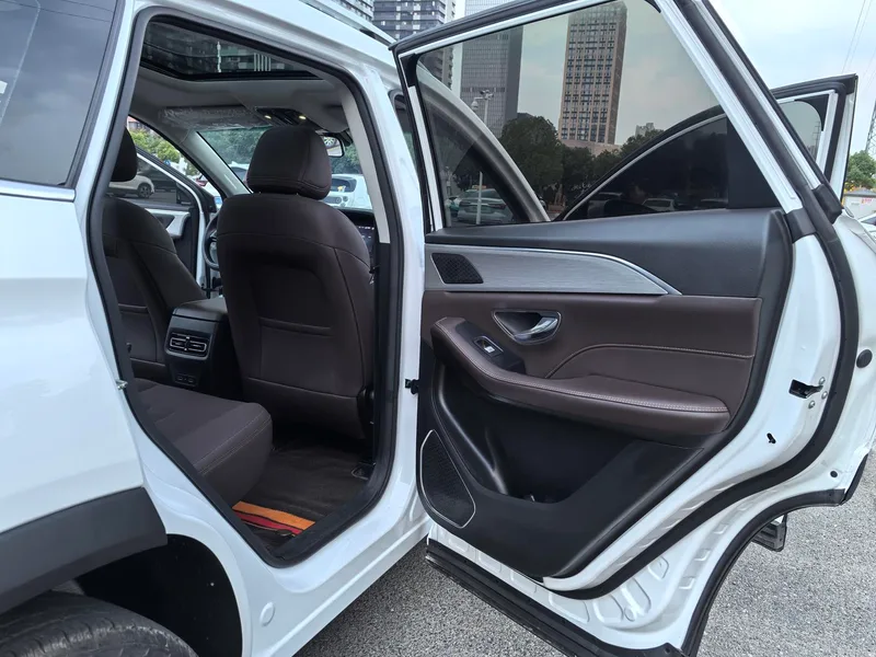Jetour X90 PLUS 2023 Restyling 1.6TD DCT Villa interior photo 18 Jetour X90 PLUS 2023 Restyling 1.6TD DCT Villa interior photo 18