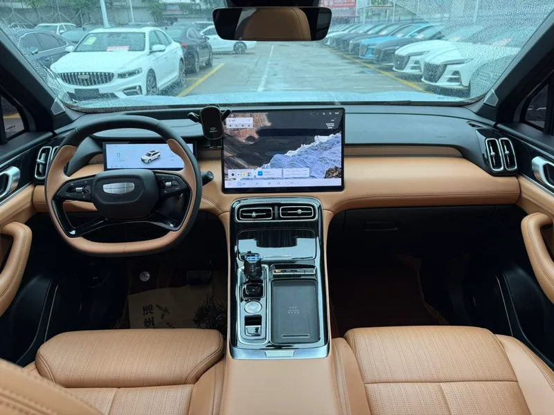 Geely Boyue L 2025 Fourth generation 1.5TD DCT Brocade beauty interior photo 14 Geely Boyue L 2025 Fourth generation 1.5TD DCT Brocade beauty interior photo 14