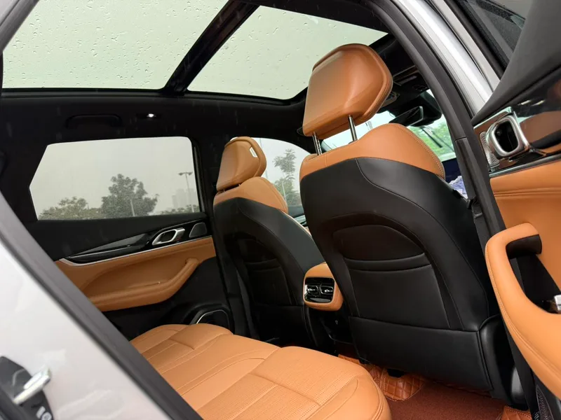 Geely Boyue L 2025 Fourth generation 1.5TD DCT Brocade beauty interior photo 15 Geely Boyue L 2025 Fourth generation 1.5TD DCT Brocade beauty interior photo 15