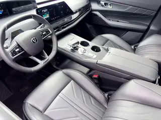 Changan UNI-K 2024 2.0T Pleasant Type exterior photo 5 Changan UNI-K 2024 2.0T Pleasant Type exterior photo 5