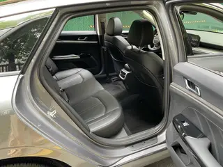Kia K5 2021 380T GT-Line Versión renovada interior foto 16 Kia K5 2021 380T GT-Line Versión renovada interior foto 16