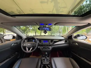 Hyundai Mistra 2016 1.8L automatic intelligent type GLS interior photo 13 Hyundai Mistra 2016 1.8L automatic intelligent type GLS interior photo 13