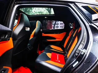 Changan UNI-V 2023 1.5T Versión deportiva interior foto 9 Changan UNI-V 2023 1.5T Versión deportiva interior foto 9