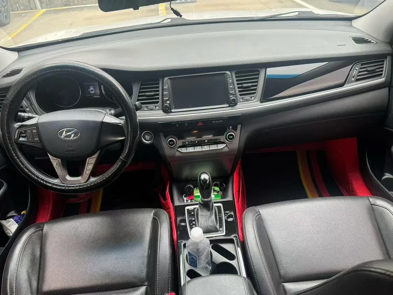Hyundai Mistra 2017 1.8L Tipo inteligente automático GLS País V interior foto 6 Hyundai Mistra 2017 1.8L Tipo inteligente automático GLS País V interior foto 6
