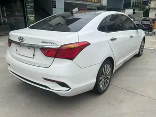 Hyundai Mistra 2017 1.8L Tipo inteligente automático GLS País V interior foto 7 Hyundai Mistra 2017 1.8L Tipo inteligente automático GLS País V interior foto 7