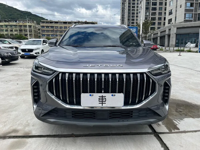 Jetour X70 PLUS 2023 1.6T DCT Fuerte 7 Asiento exterior foto 2 Jetour X70 PLUS 2023 1.6T DCT Fuerte 7 Asiento exterior foto 2