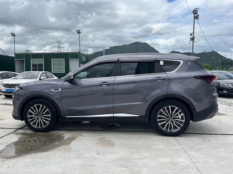 Jetour X70 PLUS 2023 1.6T DCT Fuerte 7 Asiento exterior foto 8 Jetour X70 PLUS 2023 1.6T DCT Fuerte 7 Asiento exterior foto 8