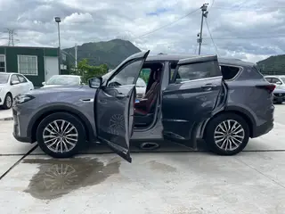 Jetour X70 PLUS 2023 1.6T DCT Fuerte 7 Asiento interior foto 17 Jetour X70 PLUS 2023 1.6T DCT Fuerte 7 Asiento interior foto 17