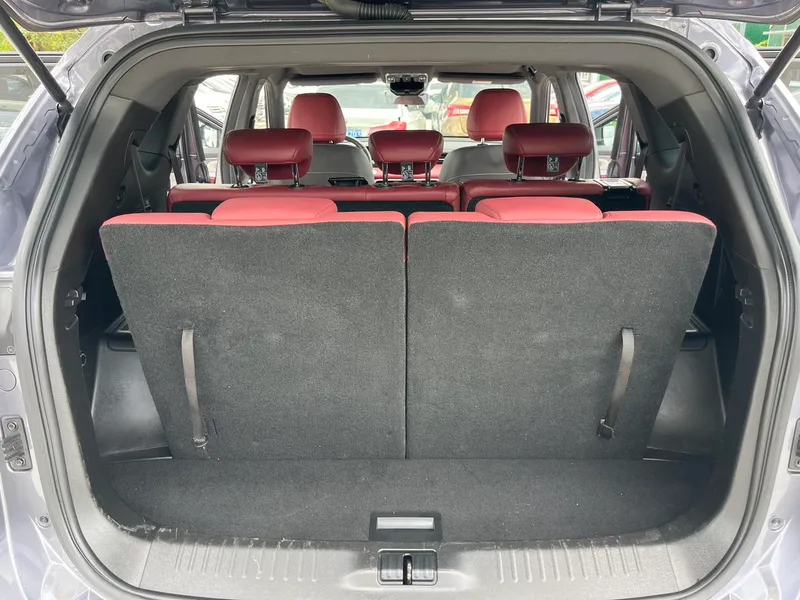 Jetour X70 PLUS 2023 1.6T DCT Fuerte 7 Asiento interior foto 18 Jetour X70 PLUS 2023 1.6T DCT Fuerte 7 Asiento interior foto 18