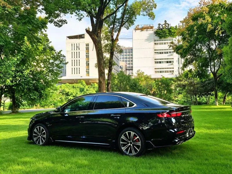 Geely Preface 2025 1.5T Oriental Yao Version Kunlun extérieur photo 7 Geely Preface 2025 1.5T Oriental Yao Version Kunlun extérieur photo 7