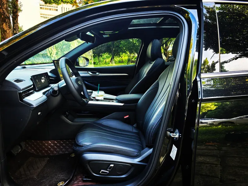 Geely Preface 2025 1.5T Oriental Yao Version Kunlun intérieur photo 13 Geely Preface 2025 1.5T Oriental Yao Version Kunlun intérieur photo 13