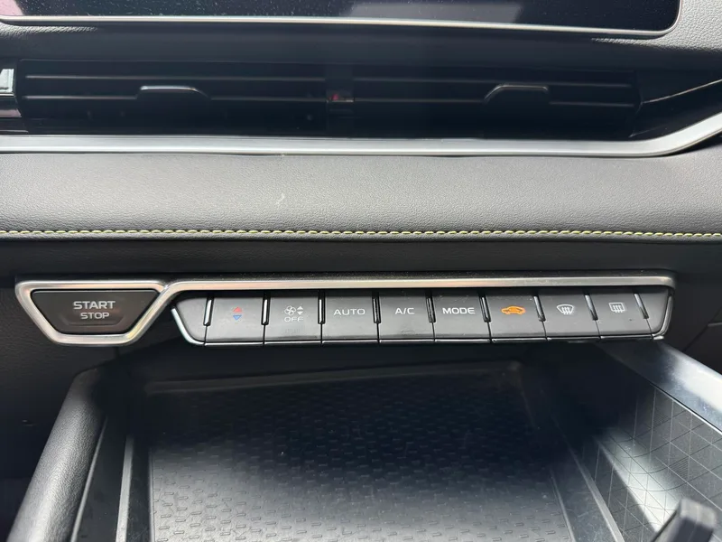 Geely Preface 2023 1.5T Version Fuake intérieur photo 15 Geely Preface 2023 1.5T Version Fuake intérieur photo 15